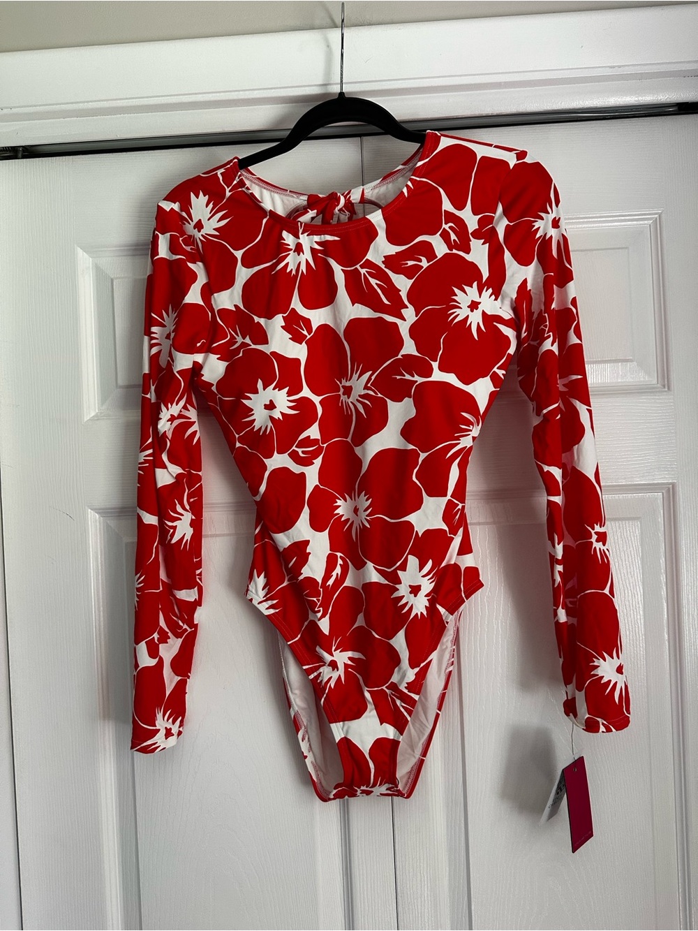Vince Camuto Red & White Floral Long-Sleeve One-Piece Swimsuit Rashguard